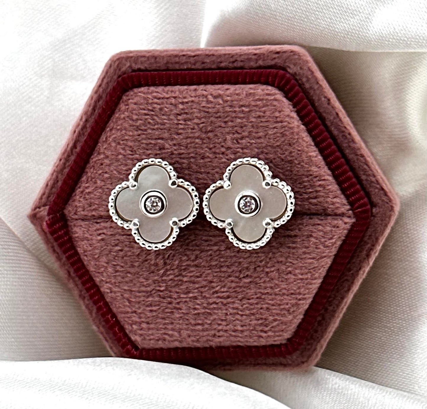Mother Of Pearl 4 Leaf Clover Studs