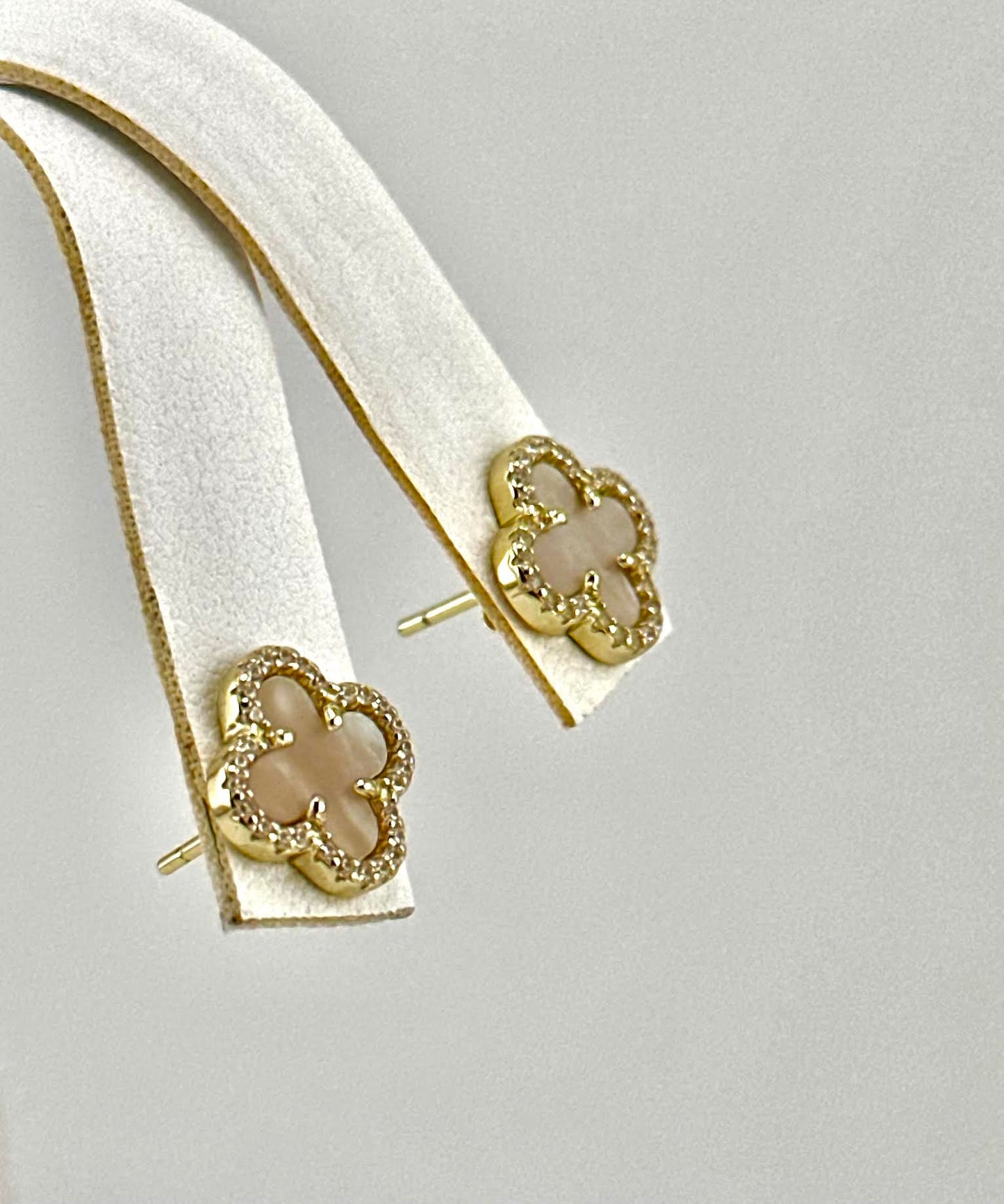 Mother of Pearl Clover Stud Earrings