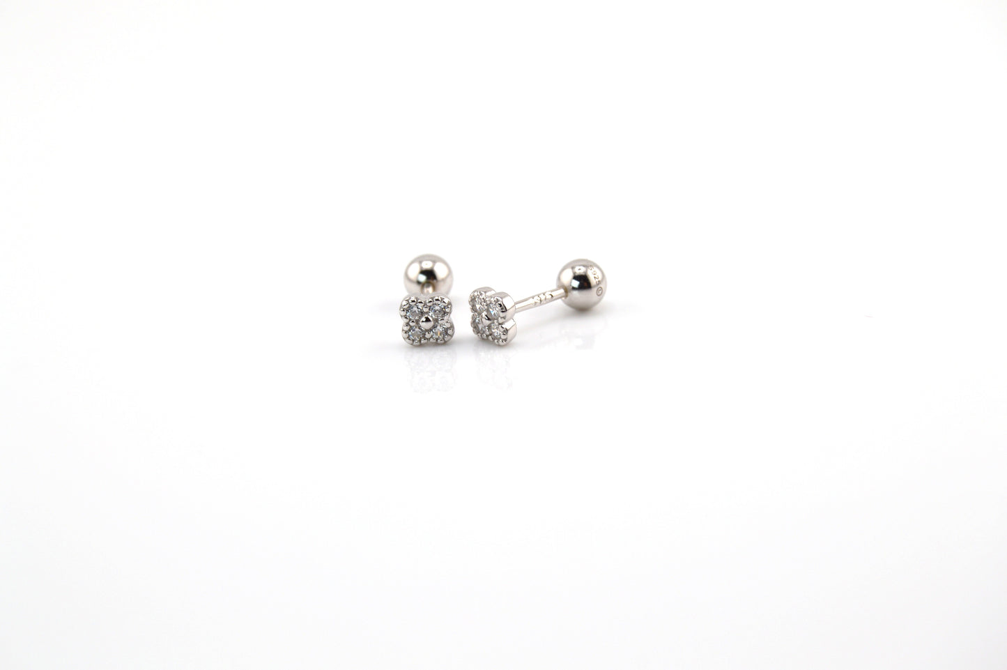 925 Sterling Silver Dainty Clover Stud Earrings
