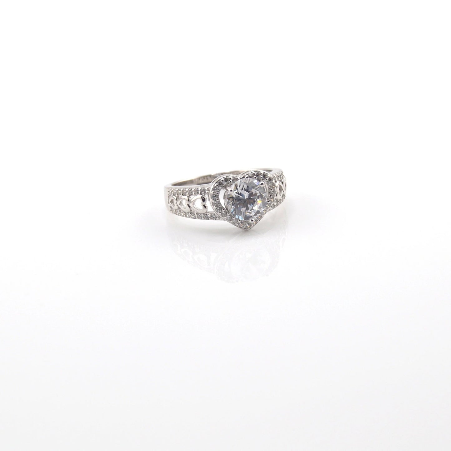 925 Sterling Silver Endless Love Heart Ring