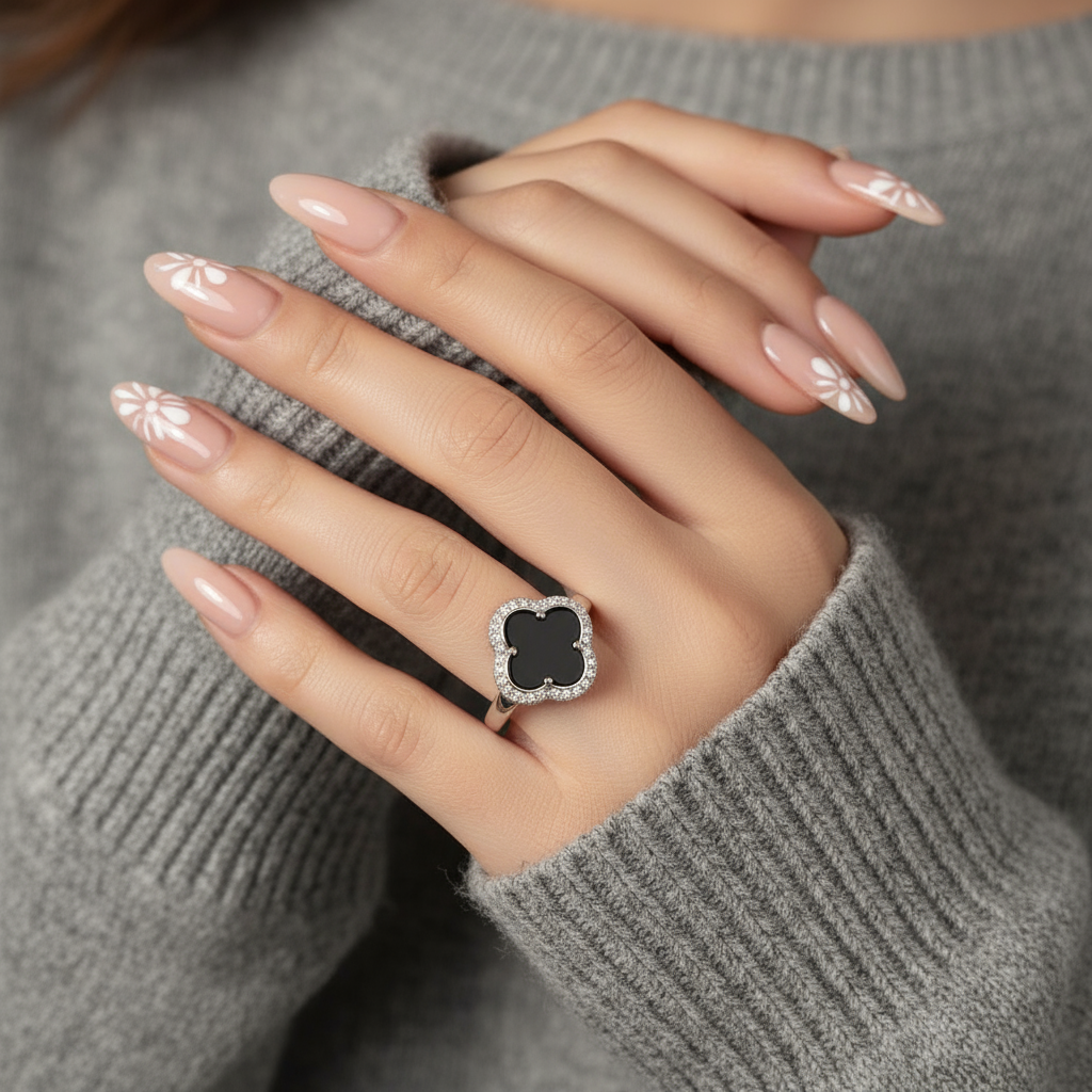 925 Sterling Silver Black Clover Ring
