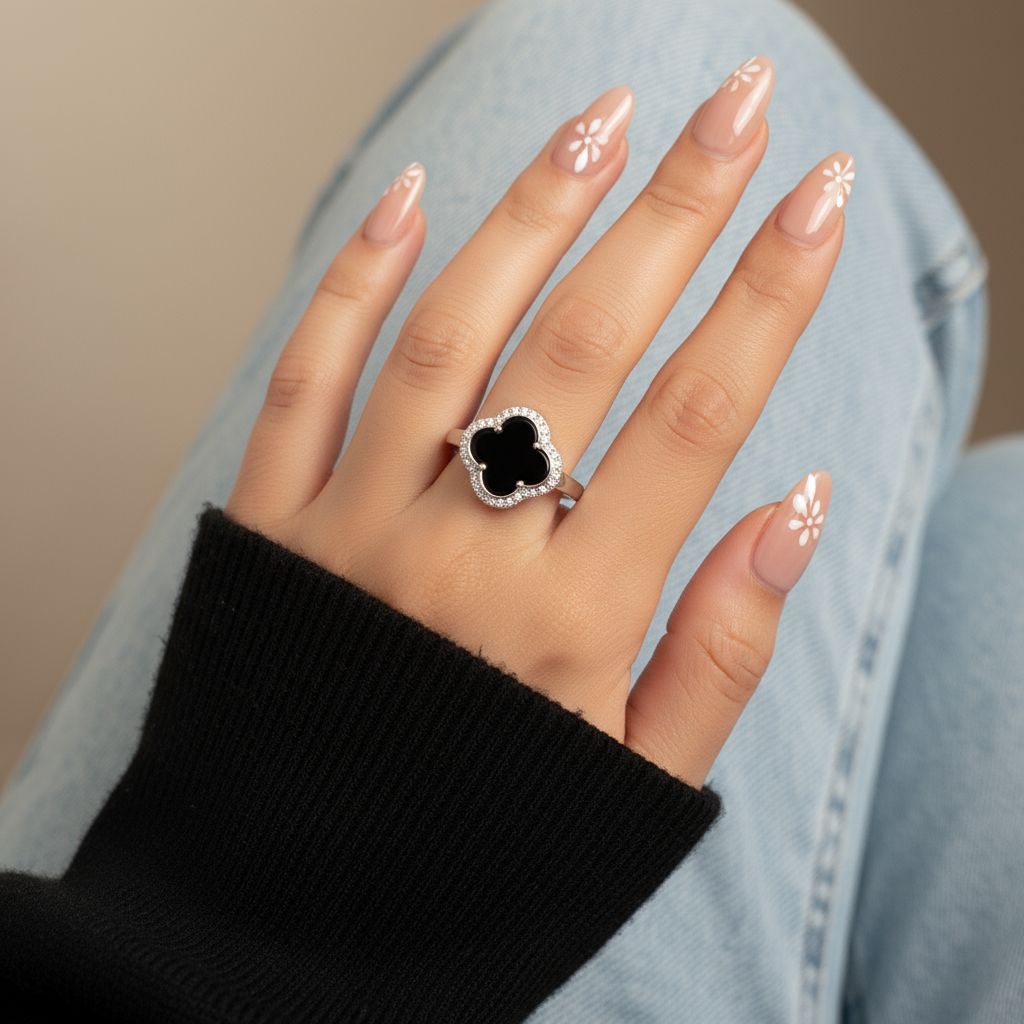 925 Sterling Silver Black Clover Ring