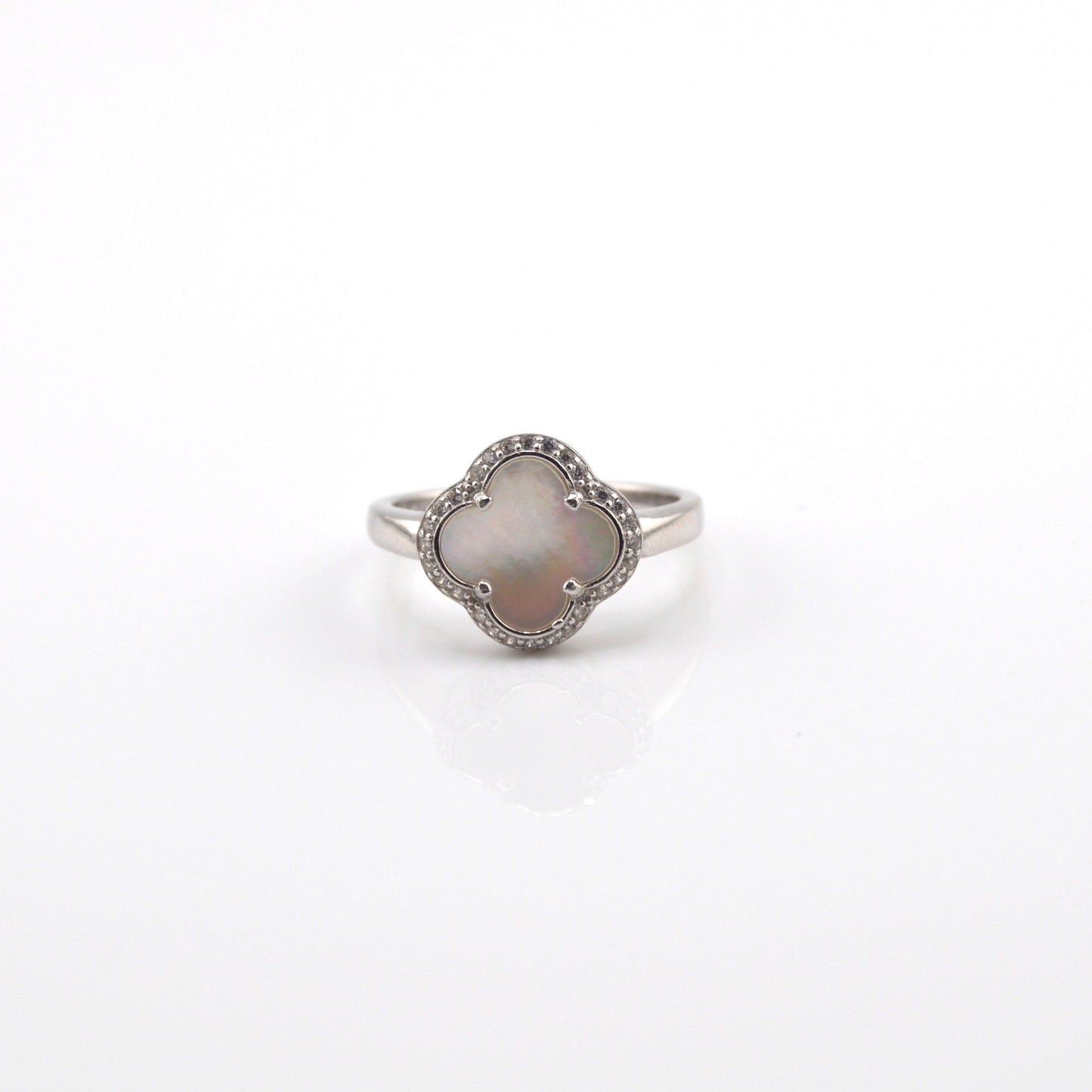 925 Sterling Silver Mother of Pearl Clover Ring