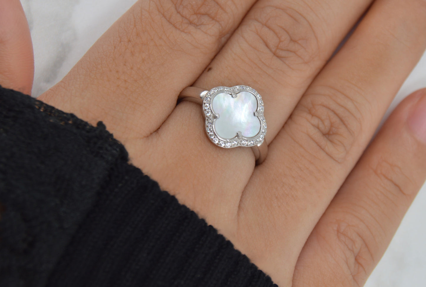 925 Sterling Silver Mother of Pearl Clover Ring