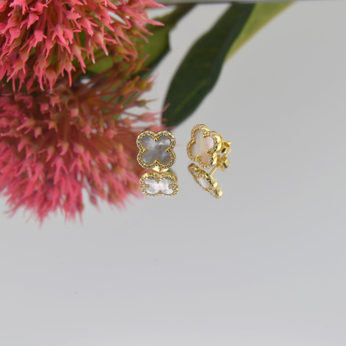 925 Sterling Silver Mother of Pearl Clover Stud Earrings