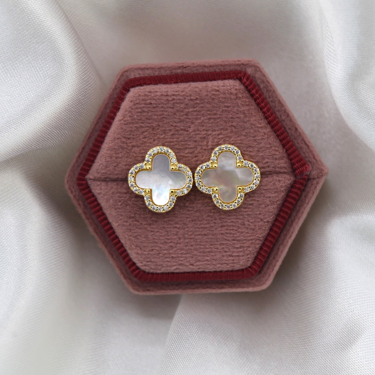 925 Sterling Silver Mother of Pearl Clover Stud Earrings