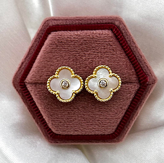 Mother of Pearl 4 Leaf Clover Studs