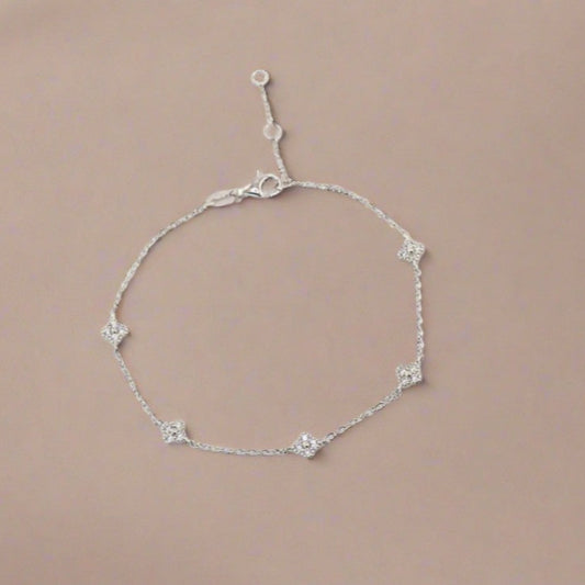 925 Sterling Silver Dainty Clover Bracelet